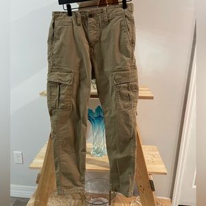 American Eagle Slim Lived In Cargo